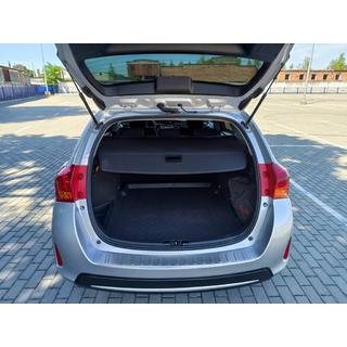 Heckstoßstangenabdeckung Carmos (SW) Edelstahl Toyota Auris 2012-2018 Foto 4