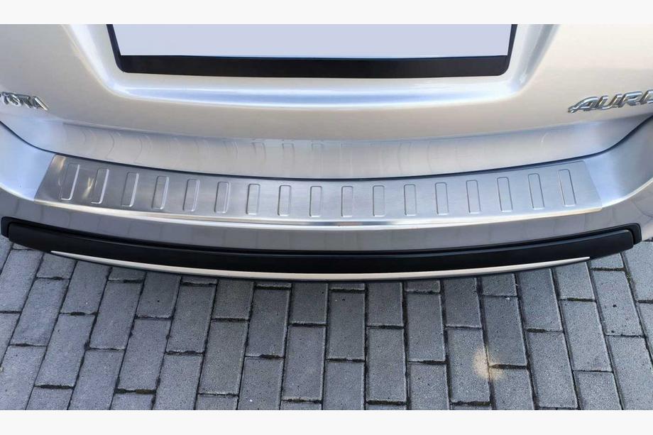 Toyota Auris 2012-2018 Heckstoßstangenabdeckung Carmos (SW) Edelstahl Foto 7