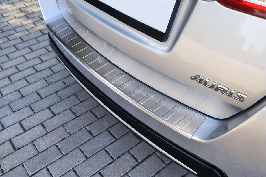 Toyota Auris 2012-2018 Heckstoßstangenabdeckung Carmos (SW) Edelstahl Foto 8