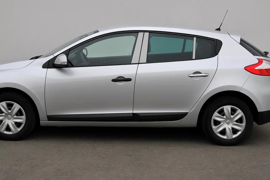 Renault Megane III 2009-2016 Edelstahl Türsäulen Abdeckungen Image