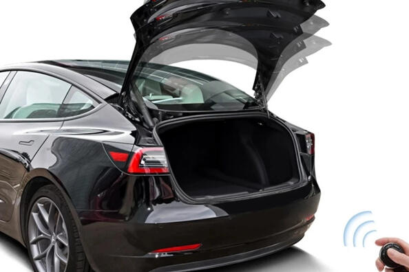 Ist der Einbau eines elektrischen Kofferraumantriebs möglich?