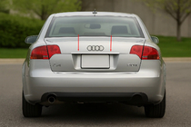 Audi A4 B7 2004-2008 Chromleiste über dem Kennzeichen (Carmos Edelstahl) V-2 Foto 1