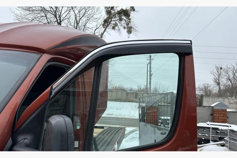 Volkswagen Crafter 2006-2016 Windabweiser (2 Stk, EuroCap, Chrom) Image