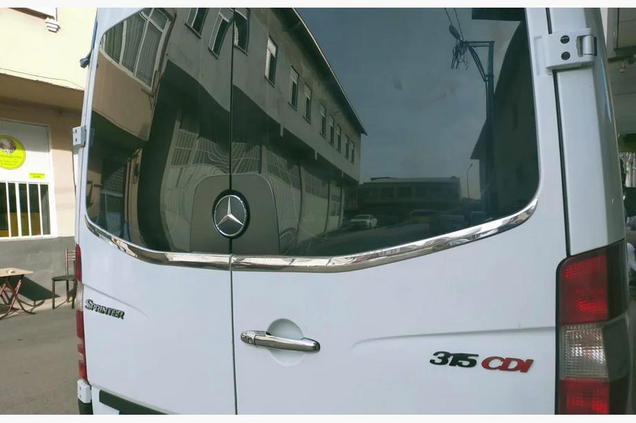 Mercedes Sprinter W906 2006–2018 Heckscheibenleiste Carmos (2 Stk, Edelstahl) Image