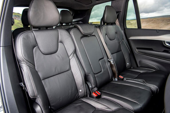 Volvo XC90: Überprüfung des aktualisierten SUV der zweiten Generation Foto 6