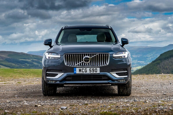 Volvo XC90: Überprüfung des aktualisierten SUV der zweiten Generation Foto 3
