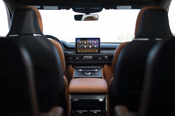 Lincoln Aviator: amerikanischer Luxus-SUV Foto 6