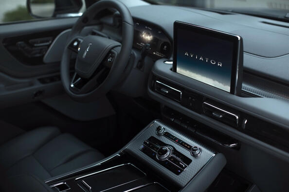 Lincoln Aviator: amerikanischer Luxus-SUV Foto 5