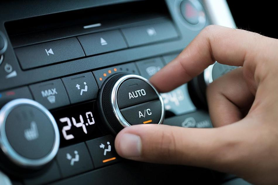 Wie nutzt man die Klimaanlage im Auto bei Hitze richtig?
