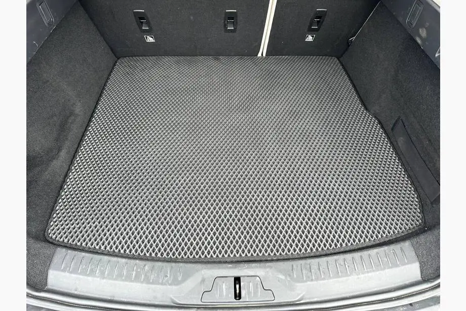 Jaguar I-Pace 2018- Kofferraummatte (EVA, Schwarz) Image