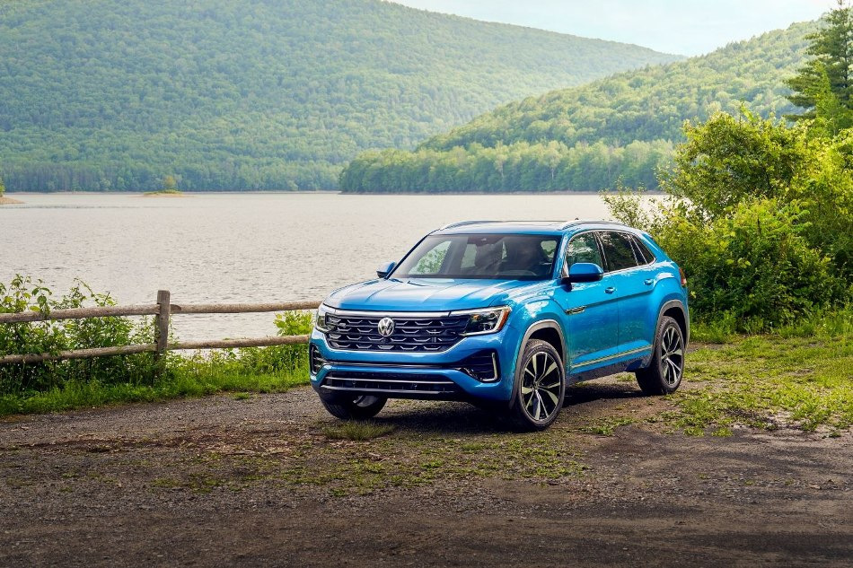 Volkswagen Atlas Cross Sport: aktualisiertes Design, neuer Motor und Schwerpunkt auf Technologie