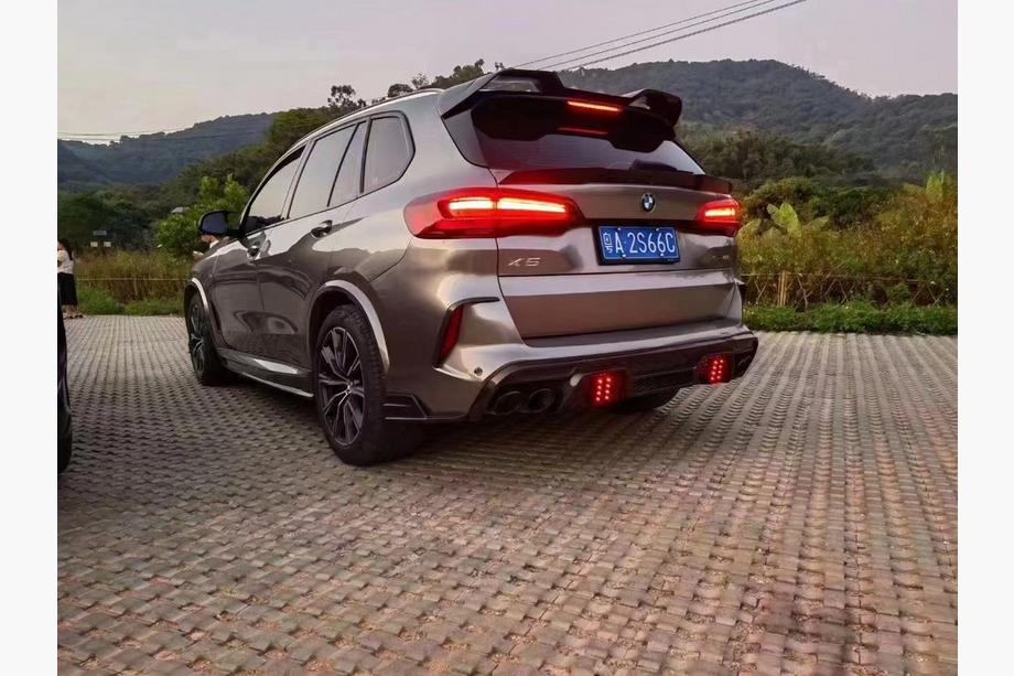 BMW X5 G05 2019–2026 Bodykit Satz für X5M F95 LRT-Design Carbon (2018-2022) Foto 12