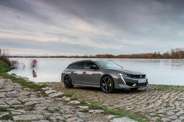 Testbericht zum Peugeot 508 SW PSE 360-PS-Hybridkombi