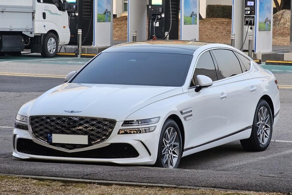 Testbericht zum Genesis G80 2023: Die aktualisierte koreanische Premium-Limousine ist jetzt noch heller