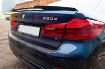 BMW 5er G30/G31 2017–2023 Spoiler M4-Style (Schwarz Glanz) Foto 2