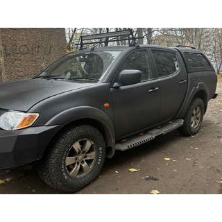 Seitenstufen Dakar V2 mit LED (2019+, 2 Stk, Metall) Mitsubishi L200 2015-2024 Foto 2