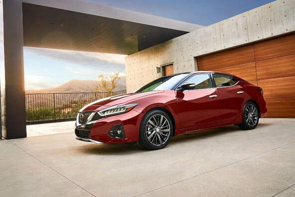 Ein Test der komfortablen und eleganten Limousine Nissan Maxima
