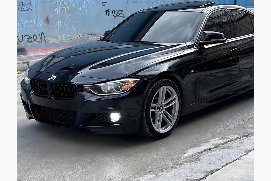 BMW 3 Series F30/F31 2012-2019 Spiegelkappen M-Look (mit Clips, 2 Stk) Foto 2