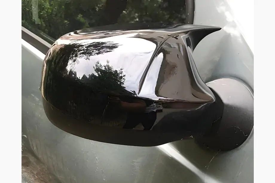 Dacia Duster 2008-2018 Spiegelabdeckungen BMW-Style (2 Stk) V-2 Image