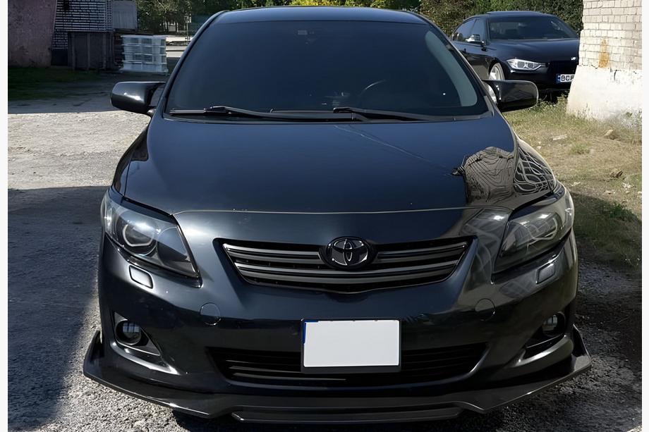 Toyota Corolla 2007-2013 Spiegelabdeckungen BMW-Style (Ohne Blinker, 2 Stk) Image
