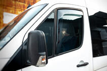 Mercedes Sprinter W906 2006–2018 Einschub-Windabweiser (halbtransparent, 2 Stk., Cagatay) Foto 4