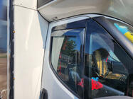 Iveco Daily 2014- Einschub-Windabweiser (halbtransparent, 2 Stk., Cagatay) Foto 5