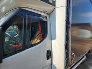 Iveco Daily 2014- Einschub-Windabweiser (halbtransparent, 2 Stk., Cagatay) Foto 2