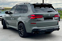 BMW X5 E70 2007-2013 Facelift Paket auf X5M F95 2024 Foto 24
