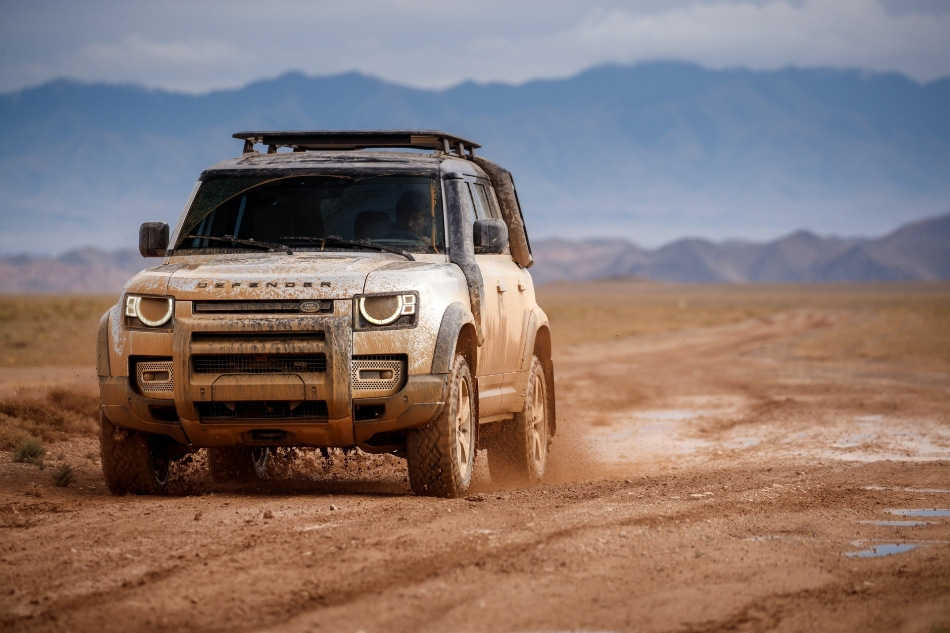 Testbericht zum großen, leistungsstarken SUV Land Rover Defender 110