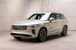 Rückblick auf den aktualisierten Volvo XC90 der zweiten Generation von 2025 Foto 2