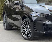 BMW X5 G05 2019–2026 Facelift Kit auf X5 M60i Foto 7