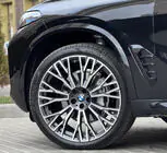 BMW X5 G05 2019–2026 Facelift Kit auf X5 M60i Foto 8