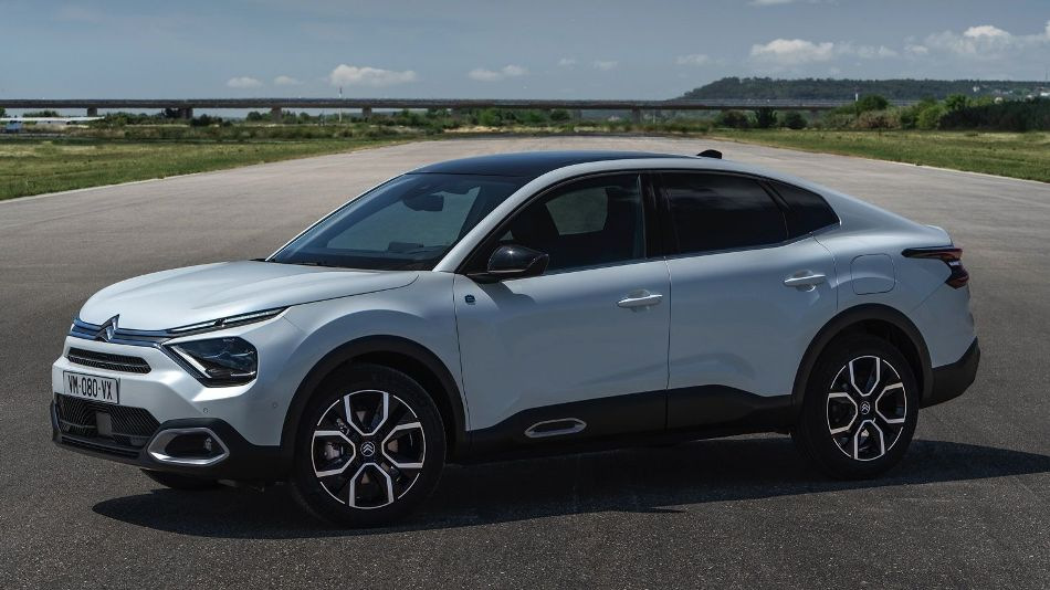 Testbericht zum elektrischen Fastback Citroen e-C4 X