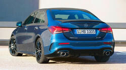 Mercedes A-class W177 2018- Heckdiffusor mit Endrohren (Design A35 SD) Foto 1