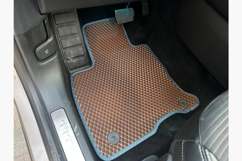 Ford Kuga/Escape 2019- EVA Fußmatten (Hybrid, Braun) Image