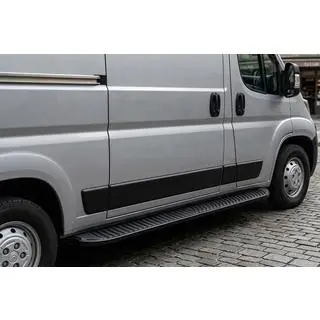 Seitenschweller Tayga Black (2 Stk., Aluminium) Foto 1