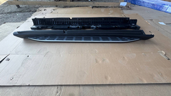 Mercedes GLE W167 2018- B-Ware Seitliche Trittbretter (ohne Befestigungsmaterial, 2 Stk., OEM) Foto 2