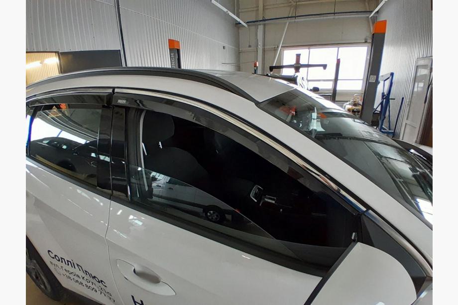 Hyundai Tucson NX4 2021- Windabweiser mit Chromleiste Niken Luxury (4 Stk) Image