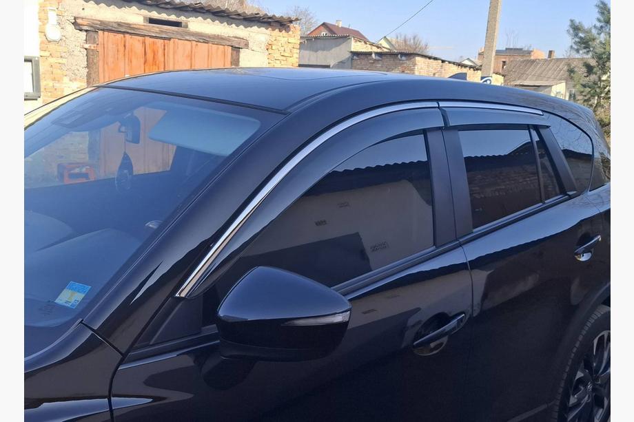 Mazda CX-5 2012-2017 Windabweiser mit Chromleiste Niken Luxury (4 Stk) Image