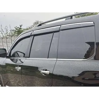 Windabweiser mit Chromleisten Niken Luxury (2008-2015, 6 Stk) Foto 3