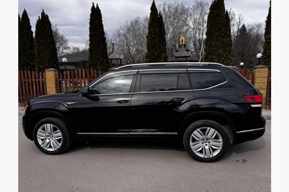 Volkswagen Atlas (Terramont) 2016- Windabweiser mit Chromleisten Niken Luxury (6 Stk) Image