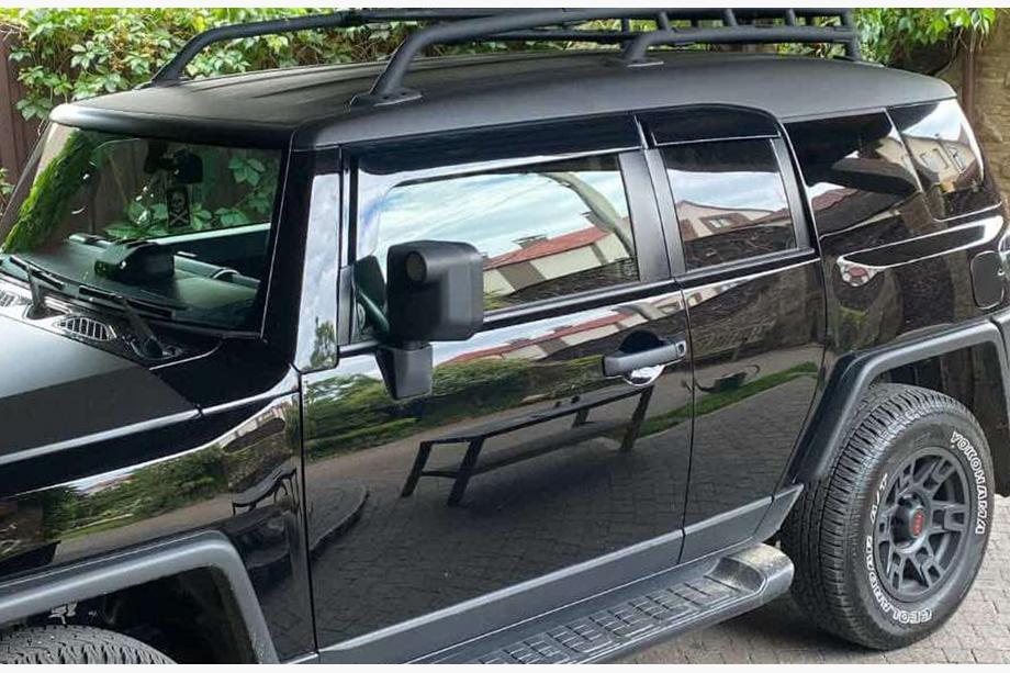 Toyota FJ Cruiser 2006-2022 Windabweiser Niken Luxury (4 Stk) Image
