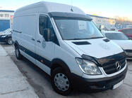 Mercedes Sprinter W906 2006–2018 Frontscheibenblende V-3 (schwarz glanz, 5mm) Foto 2