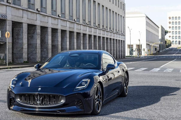 Testbericht zum Maserati GranTurismo Folgore: ein elektrischer Triumph im italienischen Stil Foto 1