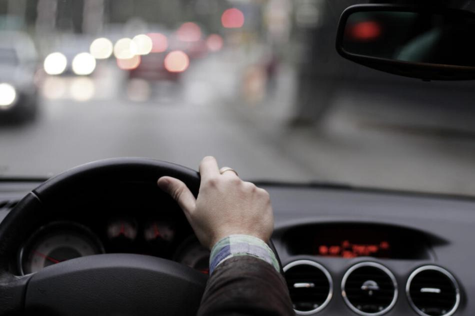 Autoethik: Verhalten im Straßenverkehr und auf dem Parkplatz