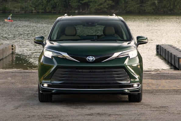 Rezension der vierten Version des Toyota Sienna Minivans