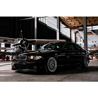 Frontlippe DPT V-2 (Für M Sport, Schwarz Glanz) Foto 3