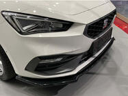 Seat Leon 2020- Frontlippe DPT V-2 (Schwarz Glanz) Foto 2