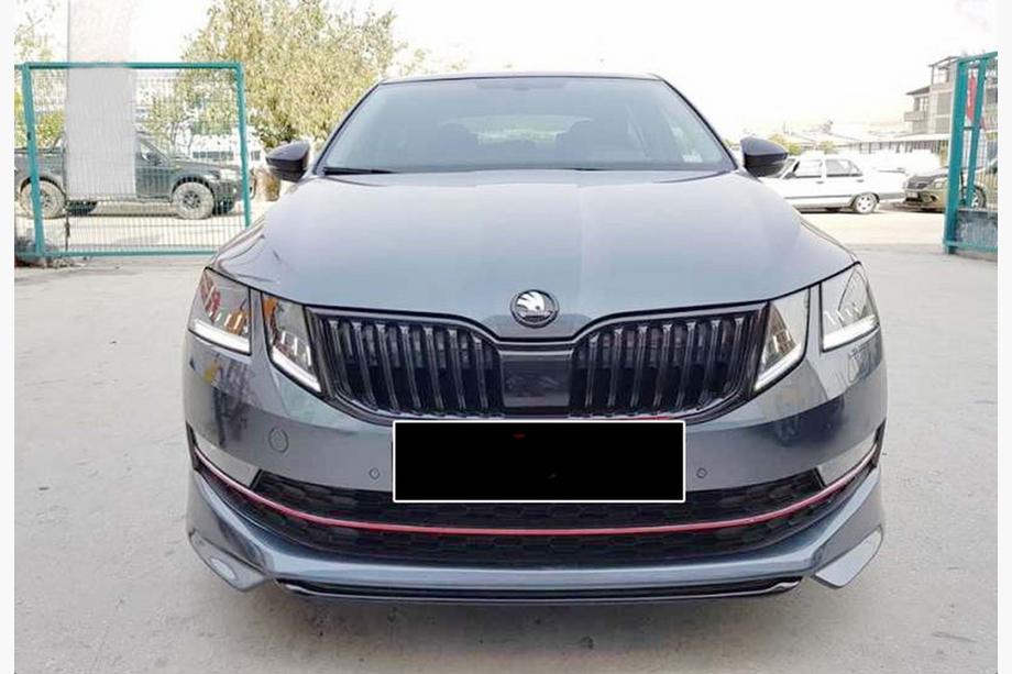 Skoda Octavia III A7 2013-2019 Frontlippe DPT V-1 (2017-2019, grundiert) Foto 1