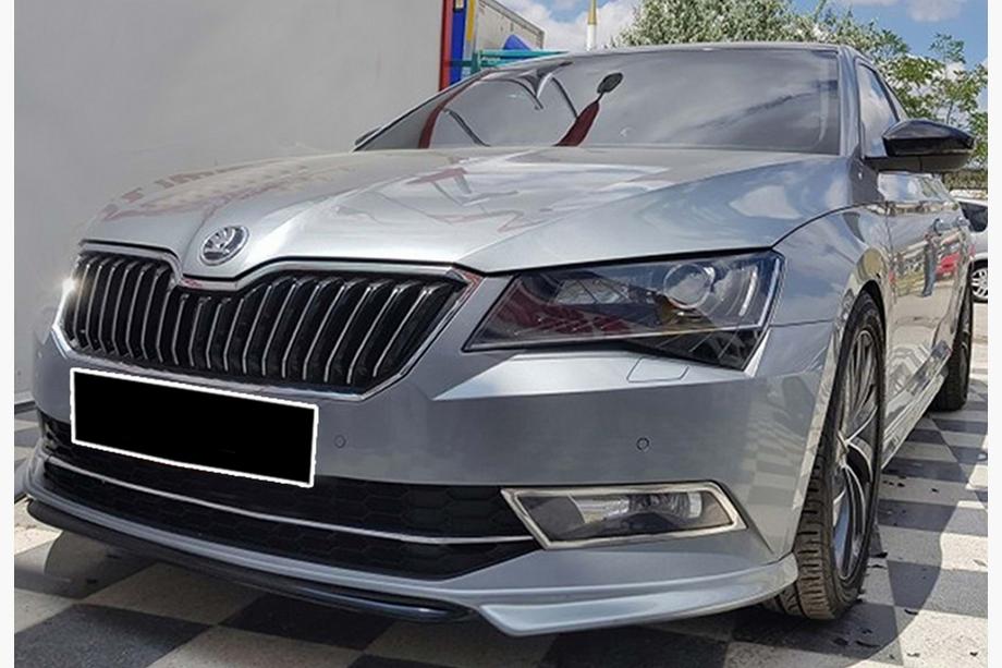 Skoda Superb 2015-2024 Frontlippe DPT V-1 (2015-2020, Schwarz Glanz) Image